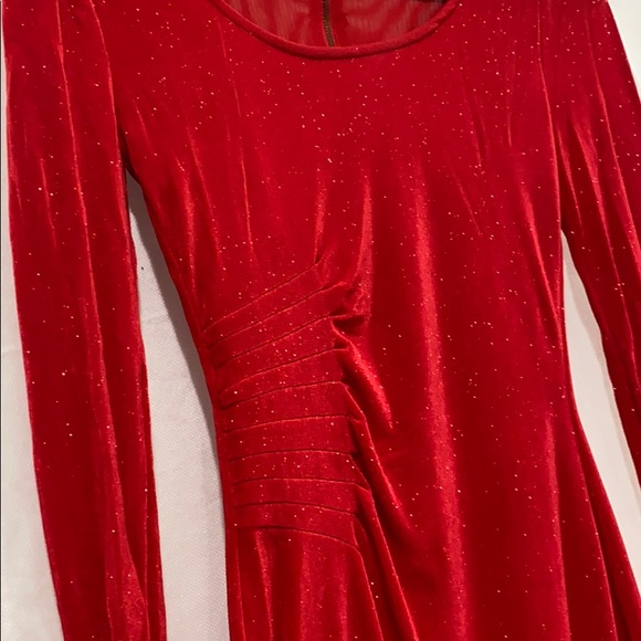 Dress - Picture 2 of 4